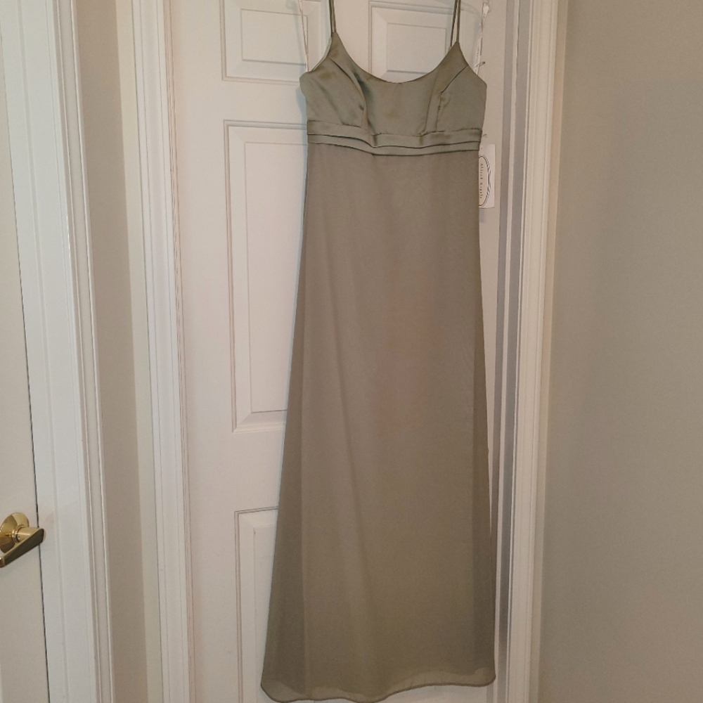 🩶 NWT Vintage Alfred Angelo Sage Green Empire Formal Gown